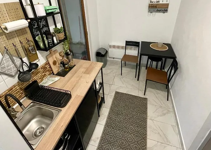 Vis-a-vis - Gara De Nord Appartement Boekarest